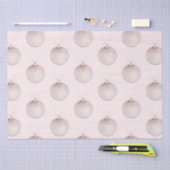 赤面ピンククリスマスオーナメントコーヒーマグ 薄葉紙 (クラフト)