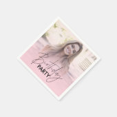 赤面ピンクグラデーショパーソナライズされたン誕生日 スタンダードカクテルナプキン (角)