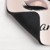 赤面ピンクグリッタースパークルまつげモノグラム名 マウスパッド (コーナー)