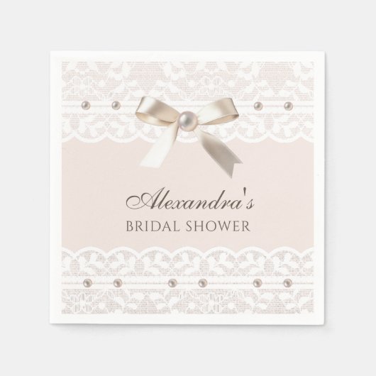 赤面ピンクサテンボウホワイトレースブライダルシャワー スタンダードカクテルナプキン (正面)