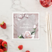 赤面ピンクサテンボウ&バラロマンチックフローラ スタンダードカクテルナプキン (インサイチュ)