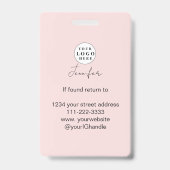 赤面ピンクスクリプトロゴフォトメイクアップ バッジ (裏面)