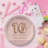 赤面ピンクダイヤモンドドリップスハッピー16誕生日 ペーパープレート (パーティー)