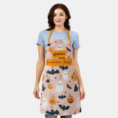 赤面ピンクハロウィーン、幽霊、カボチャ、こうもり エプロン (着用した状態)