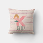 赤面ピンクバレリナモノグラムKアールパーソナライズされたト クッション (正面)