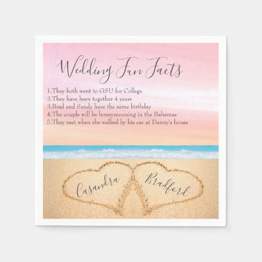 赤面ピンクビーチ結婚式2ハート砂おもしろいファクト スタンダードカクテルナプキン (正面)