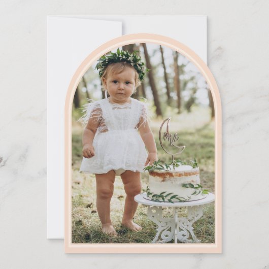 赤面ピンクフェアリー最初のアーチ型1番目の誕生日パーティー 招待状 (裏面)