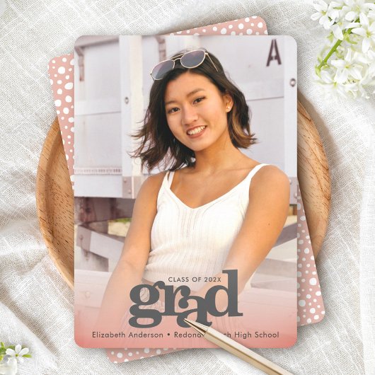 赤面ピンクフォトはっきりしたタイポグラフィモダン 案内状