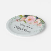 赤面ピンクフローラブーケオンブルーブライダルシャワー ペーパープレート (アングル)