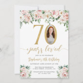 赤面ピンクフローラ写真70番目の誕生日招待状 招待状 (正面)