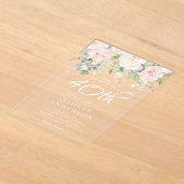 赤面ピンクフローラ女性40th誕生日パーティー アクリル招待状 (レイダウン)