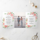 赤面ピンクフローラ開花バラガーデンフォト結婚ズ 三つ折り招待状 (内部)