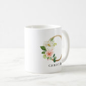 赤面ピンクフローラ&金ゴールドレターCモノグラム コーヒーマグカップ (正面右)