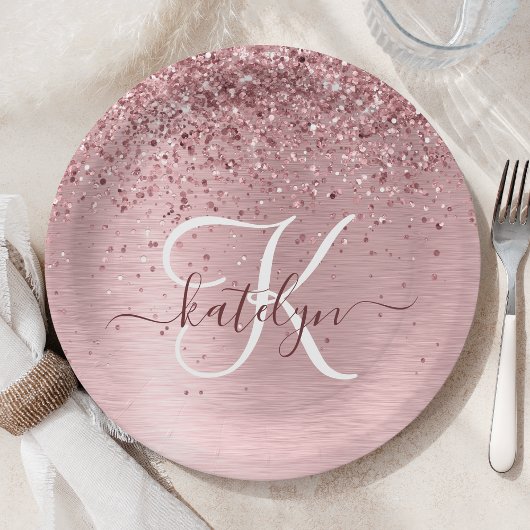 赤面ピンクブラシ仕上げメタルグリッターモノグラム名 ペーパープレート