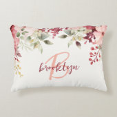 赤面ピンクブルゴーニュフローラスクリプトモノグラム アクセントクッション (正面)
