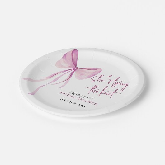 赤面ピンクボウ結び目ブライダルシャワー ペーパープレート (アングル)