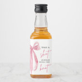 赤面ピンクボウ結び目ブライダルシャワー リキュールボトルラベル (正面)