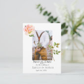 赤面ピンクボタニカル日付写真QRコードを保存 ポストカード (スタンド正面)