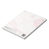 赤面ピンクマーブルエレガントビジネスロゴQRコード ノートパッド (回転)