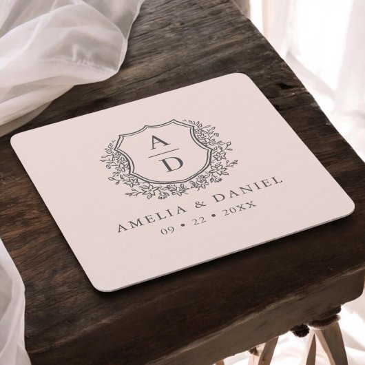 赤面ピンクモノグラム結婚のフローラクレストエレガント スクエアペーパーコースター