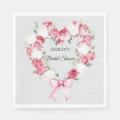赤面ピンクローズフローラハートブライダルシャワー スタンダードランチョンナプキン (正面)