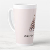赤面ピンクローズ金ゴールドホワイトクリスマスツリー カフェラテマグ (左アングル)