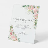 赤面ピンクローズ金ゴールドItサインにリングや輪を入れる 台座サイン (正面)