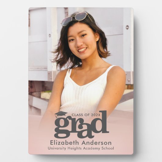 赤面ピンク卒業写真はっきりしたタイポグラフィモダン フォトプラーク (正面)