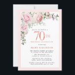 赤面ピンク金ゴールドフローラ70th誕生日パーティー 招待状<br><div class="desc">この70歳の誕生日パーティエレガントーの招待でフェミニン特別な女性を尊重する。70位は大き書いピンク文字。誕生祝い後を追。名誉あるゲストの名前もピンクの大文字で書かれている。赤面のピンクのバラとセージの葉緑のフローラスプレーのトップで美しい。デザインの間伝統的に、開いた風通しの良い植物性の葉と文字与えはバイブコンテンポラリーだ。招待バックはほとんど柔らかいピンクだ。残念ながら、70の数字は編集できない。もうもし1年お願いだから、カスタムデザインを作って嬉しいよ。</div>