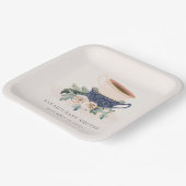 赤面ブルーフローラ積み上げティーカップベビーシャワー ペーパープレート (傾斜あり)