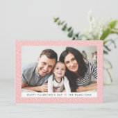 赤面モダンピンクのハート写真バレンタインデー シーズンカード (スタンド正面)