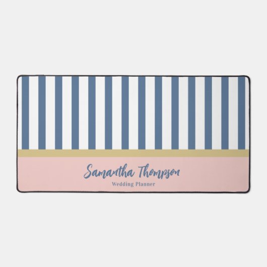 赤面金ゴールドとストライプの海軍の名前と職業 デスクマット (正面)