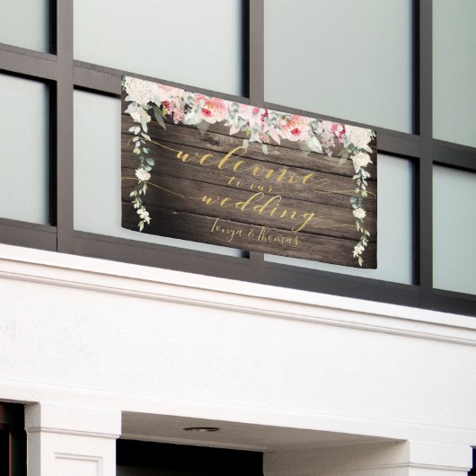 赤面開花ファンシー金ゴールド書道ウッドウェルカム 横断幕 (ビルの外側)