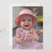 赤面&ピンクフラワーガールズ1st誕生日パーティー写真 招待状 (裏面)