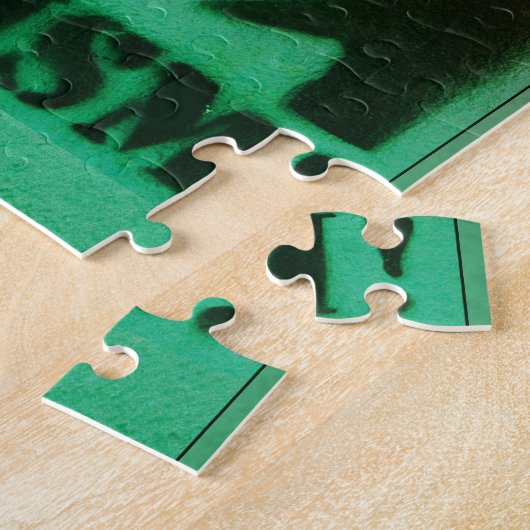 赤黒と緑で人種差別と闘う ジグソーパズル (側面)