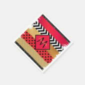 赤黒金ゴールドグリッターブラシストロークモノグラムの スタンダードカクテルナプキン (角)