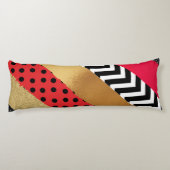 赤黒金ゴールドグリッターブラシストロークモノグラムの ボディピロー (裏面)