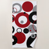 赤、グレー、および黒のドット ビーチタオル (正面)