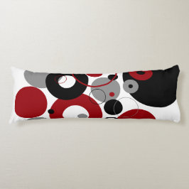 赤、グレー、および黒のドット ボディピロー