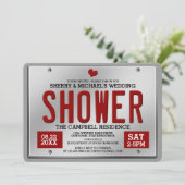 赤/シルバー ライセンス プレート ウェディング シャワー 招待状 (スタンド正面)