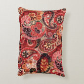 赤、ピンク、および黒のヴィンテージペイズリーフローラ アクセントクッション (裏面(縦))