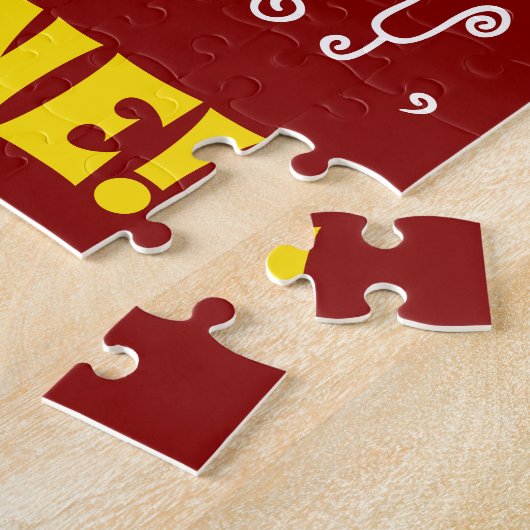 赤、フェイク金ゴールド56番目の誕生日+名前をカスタムするパズル ジグソーパズル (側面)