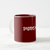 赤、白文字「Daddys Mug」パパ用マグカップ ツートーンマグカップ (正面左)