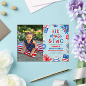 赤・白・二の7月2日フォトバースデーパーティー アクリル招待状 (インサイチュ (ウェディング))