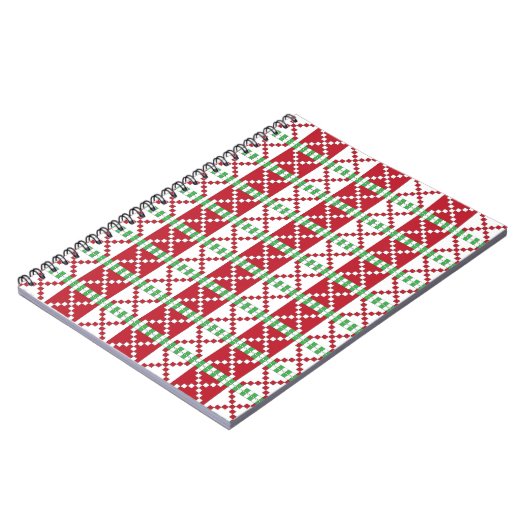 赤、白、緑のラトビアのラトガール民族フォークアート ノートブック (左側)