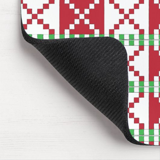 赤、白、緑のラトビアのラトガール民族フォークアート マウスパッド (コーナー)