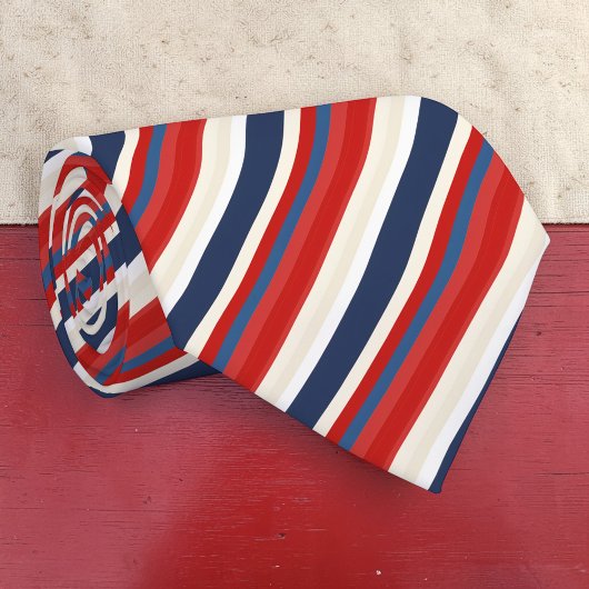 赤、白、青のストライプが入った愛国的なネクタイ ネクタイ