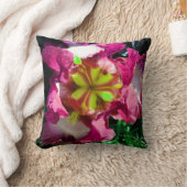 赤・白・黄色のアイリス花枕 クッション (ブランケット)