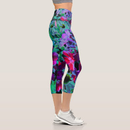 赤、紫、ピンクの劇的な庭の花 カプリレギンス