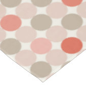 赤、茶色、ピンクの水玉模様の幾何学的パターン テーブルクロス (アングル)